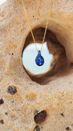 Niebieski naszyjnik kropla "Lumea"